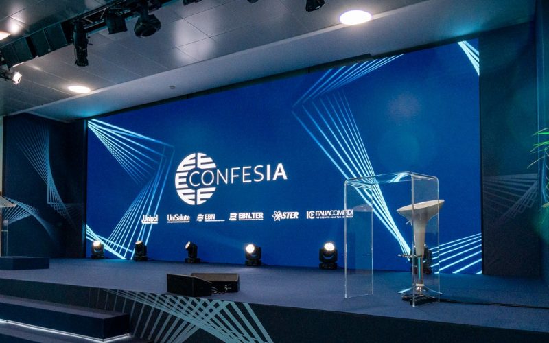 Confesia_